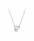 平衡木吊坠 | Signature Pearl Pendant