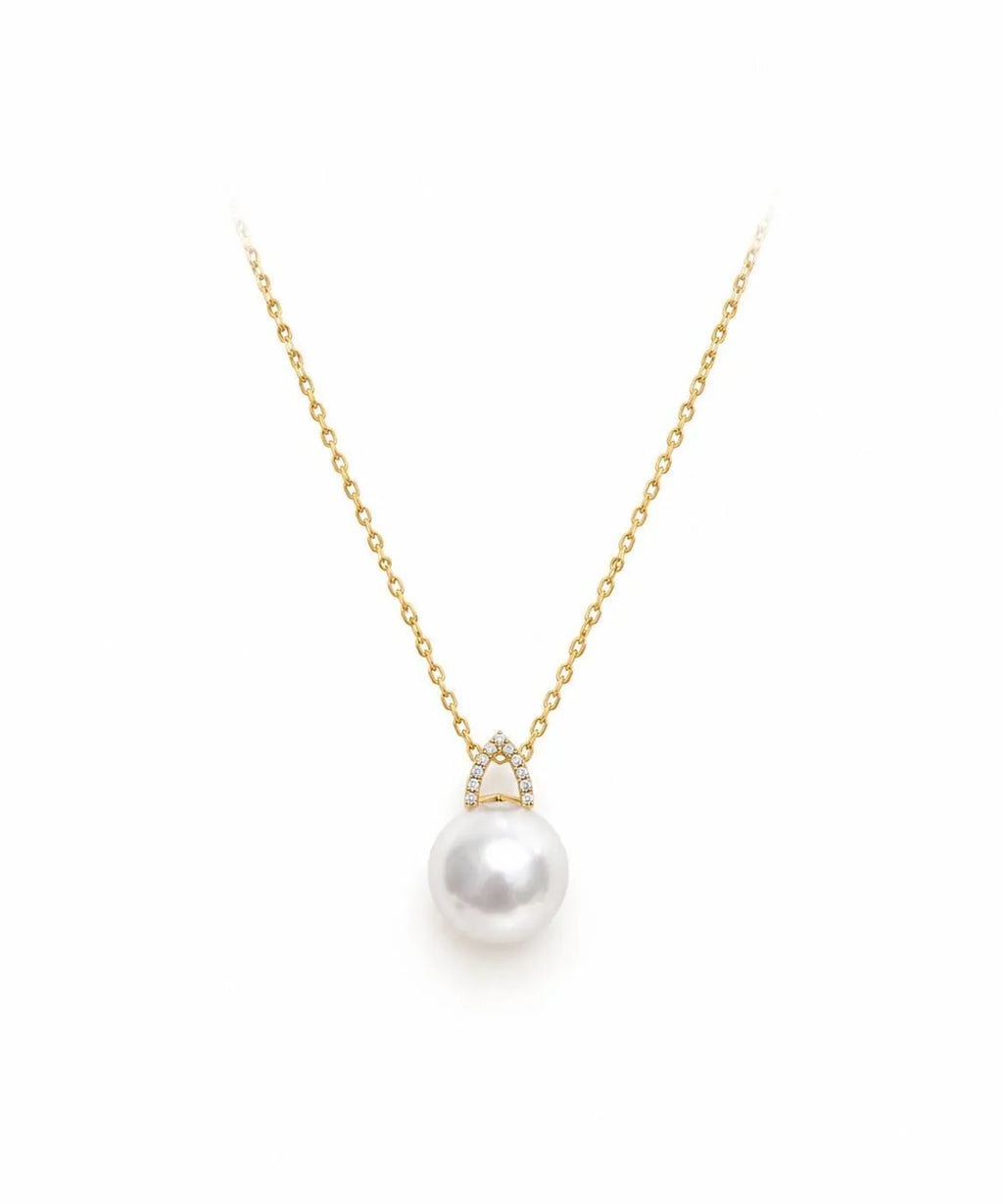 钻菱萦珠吊坠 | Signature Pearl Pendant